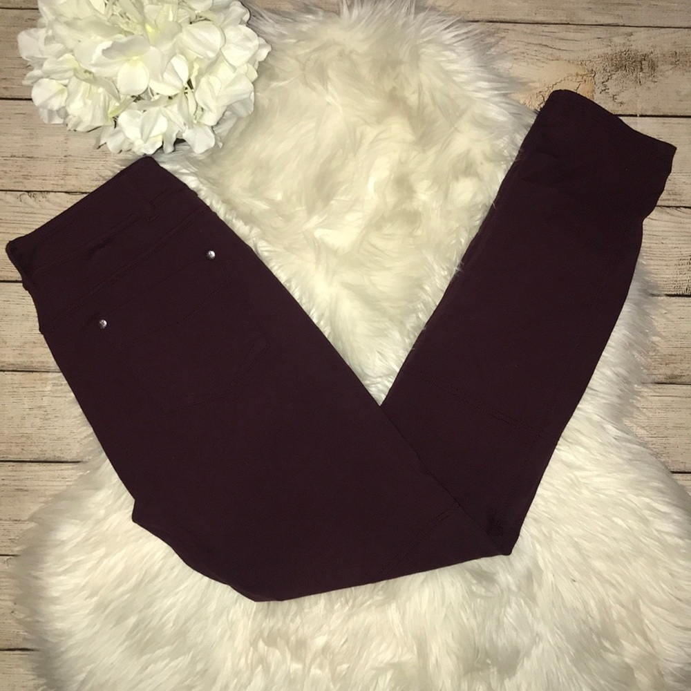 Women’s Stretch Skinny Pants - Deep Plum